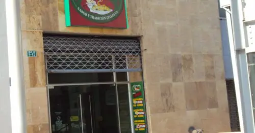 LESTRAGON RESTAURANTE CAFE BAR LESTRAGON RESTAURANTE CAFE BAR